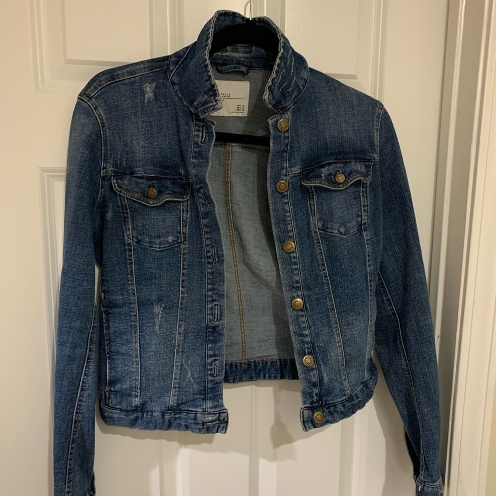 Zara womens jean jacket size small